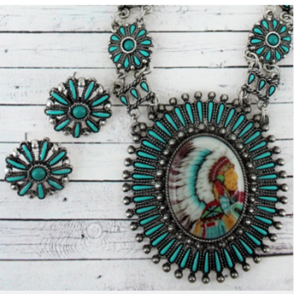Turquoise Chief Necklace Set - Picture 2 of 4